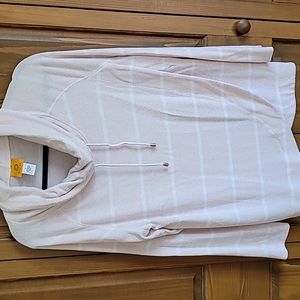 Lg. Lightweight pink and white long sleeve sweater